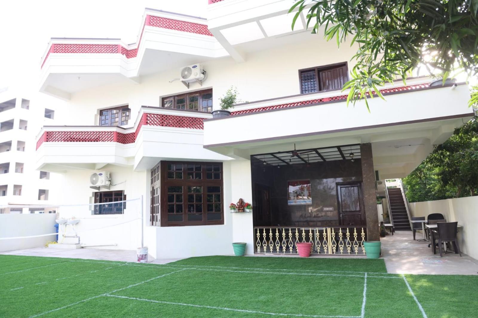 Budget Penthouse 2Guest Villa Tirupati Exteriör bild