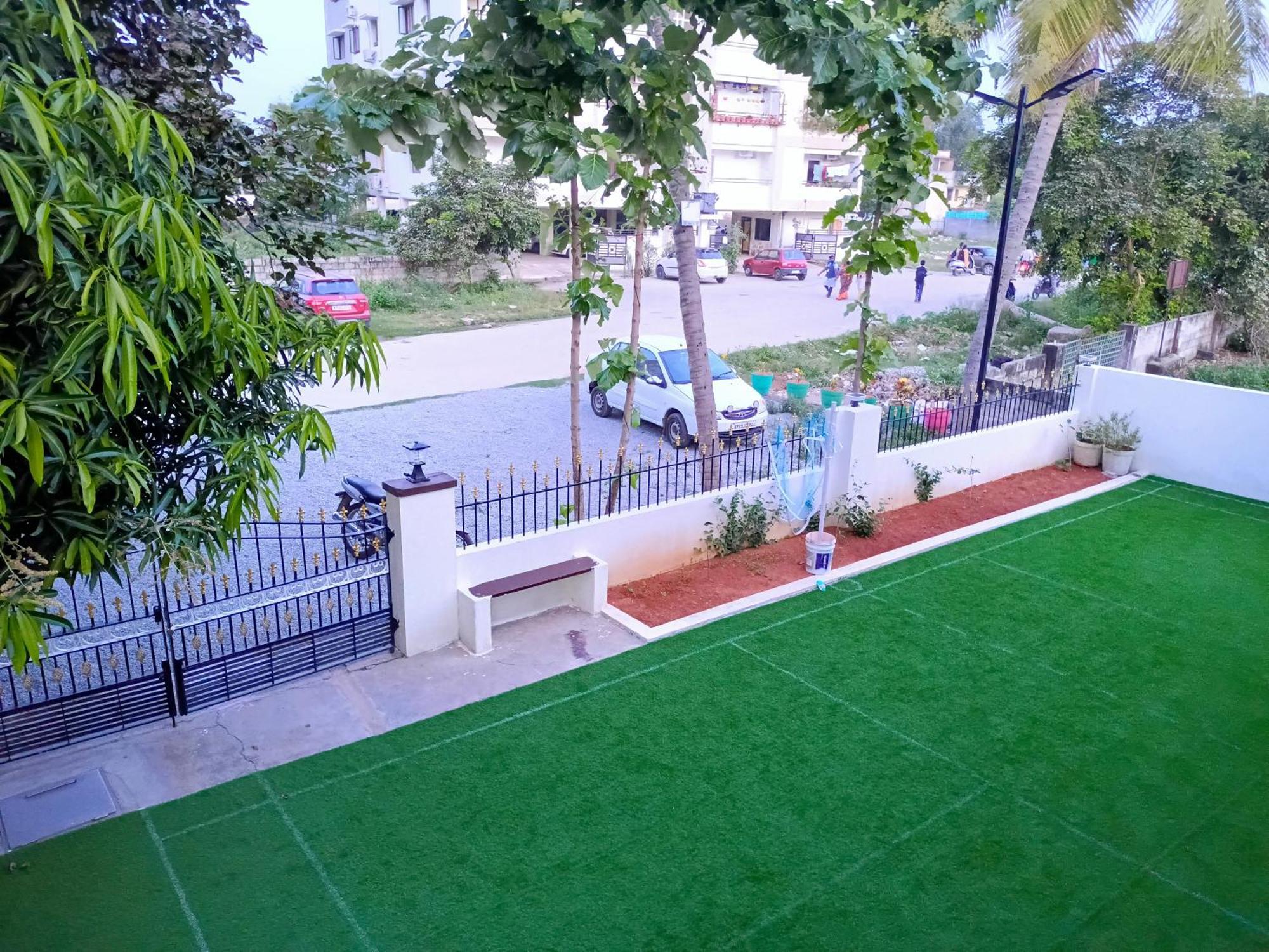 Budget Penthouse 2Guest Villa Tirupati Exteriör bild